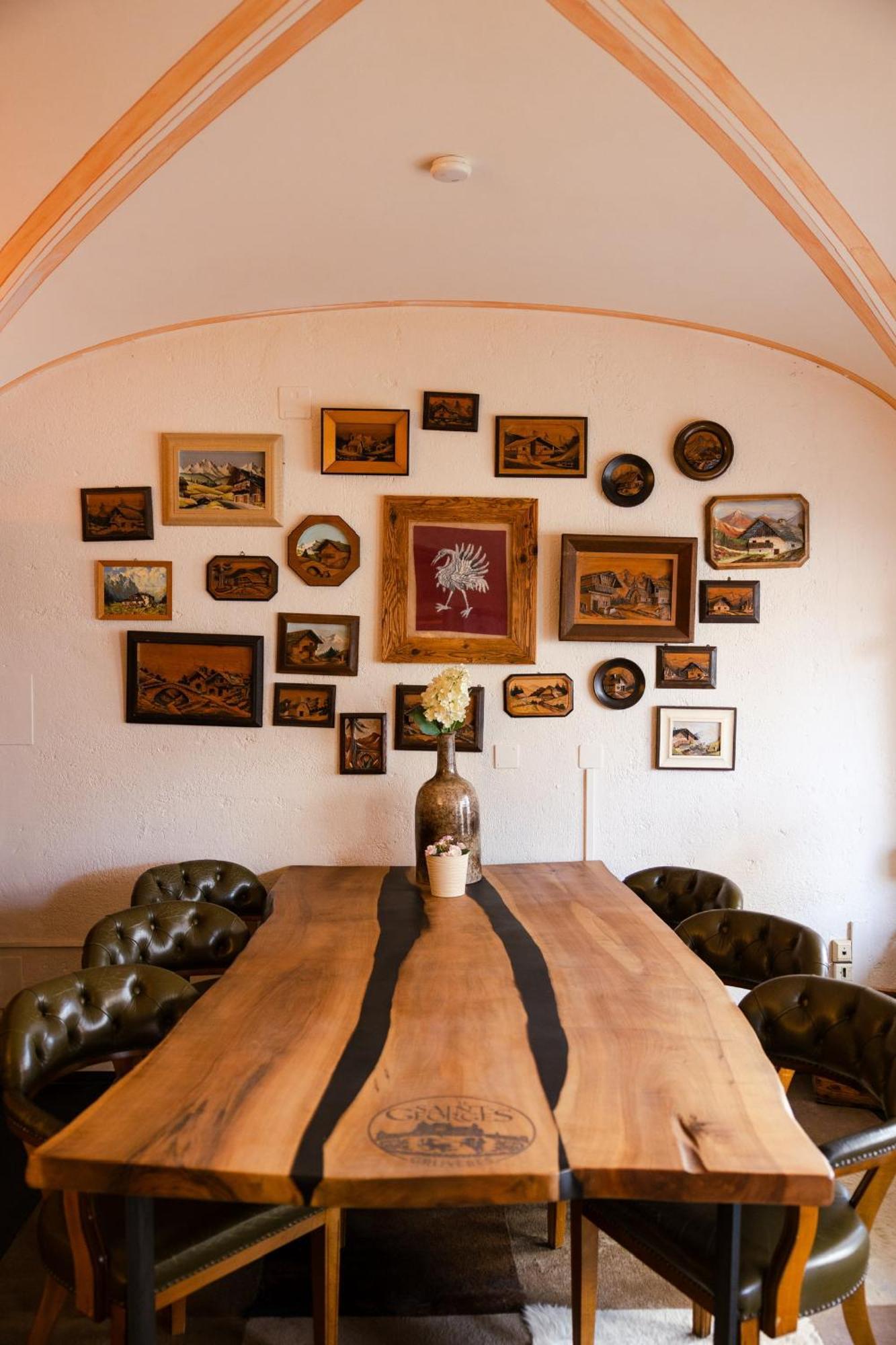 Le Saint Georges Hotel Gruyeres Eksteriør billede